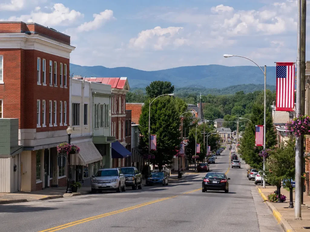 Downtown Luray streetscape with mountains in the distance